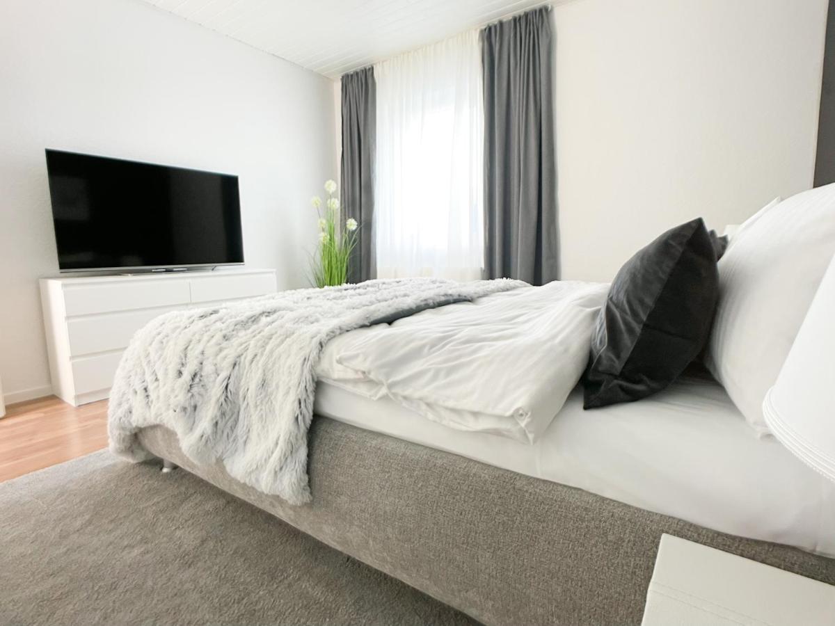 M-Style 01 Apartment Mit Terrasse Und Gasgrill, 24H Self-Check-In, Free Parking, Netflix Нюрнберг Екстер'єр фото